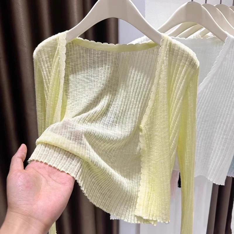 芊芊芙黄色薄款披肩女夏季冰丝针织防晒开衫外搭花边V领修身罩衫