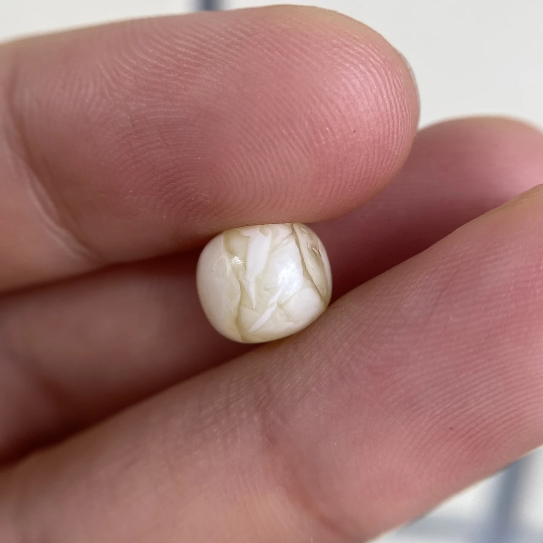 蜜蜡千层虎皮老型配饰8.8×7.7mm，满花无优化杂裂保天然