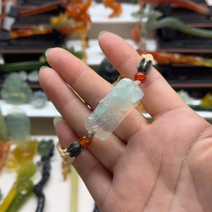蛇纹石玉未镶嵌岫玉发簪