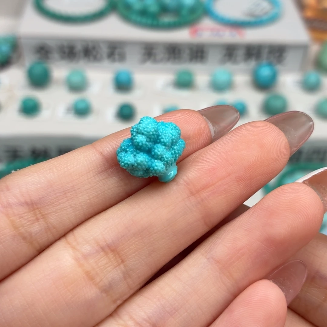 绿松石未镶嵌珠宝奇石花菜