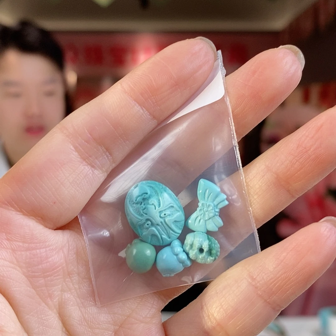 未镶嵌绿松石珠宝奇石