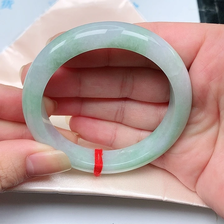 未镶嵌手镯翡翠天然