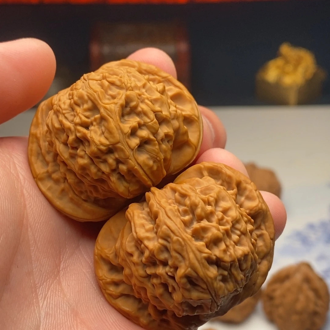 叱***总文玩核桃把件核老闷