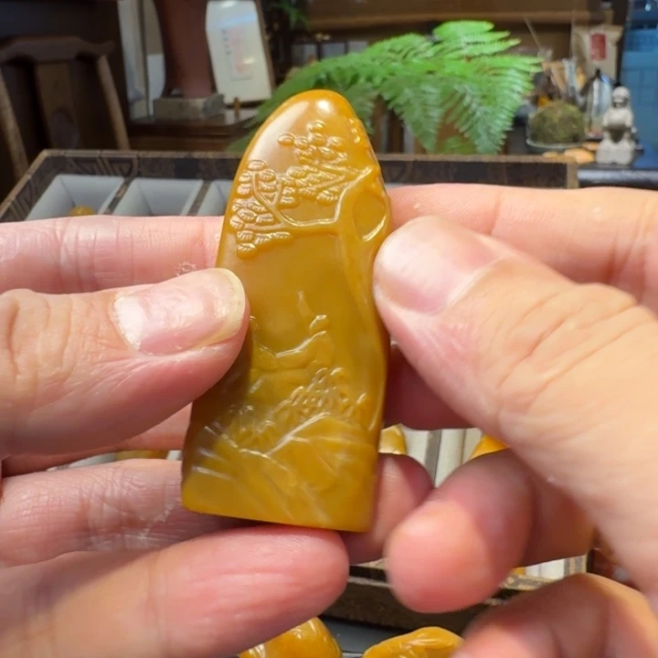 戴***洁昌化石印石老挝北部田薄意章