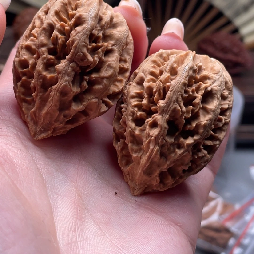 文玩核桃把件楸刀鱼75