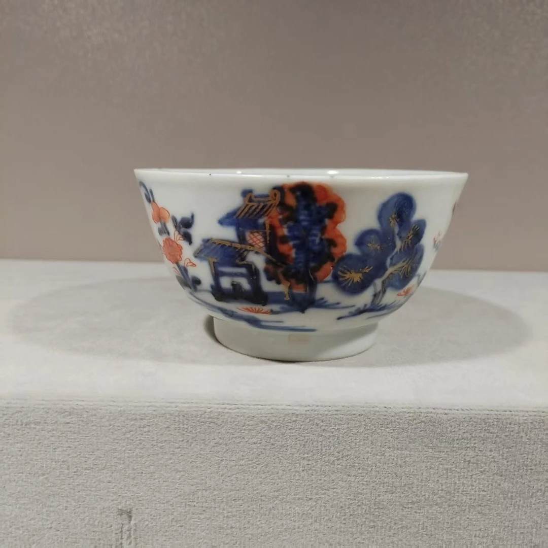 461 清 康熙 青花加彩花卉杯