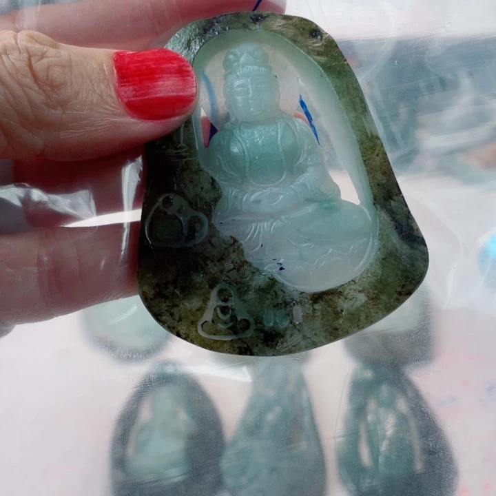 M***L定制翡翠未镶嵌毛货