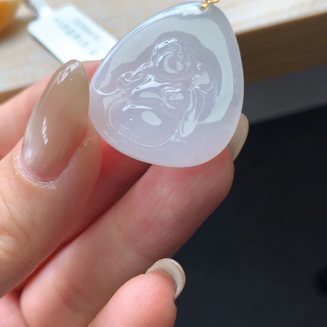 翡翠18K金镶嵌颈饰吊坠