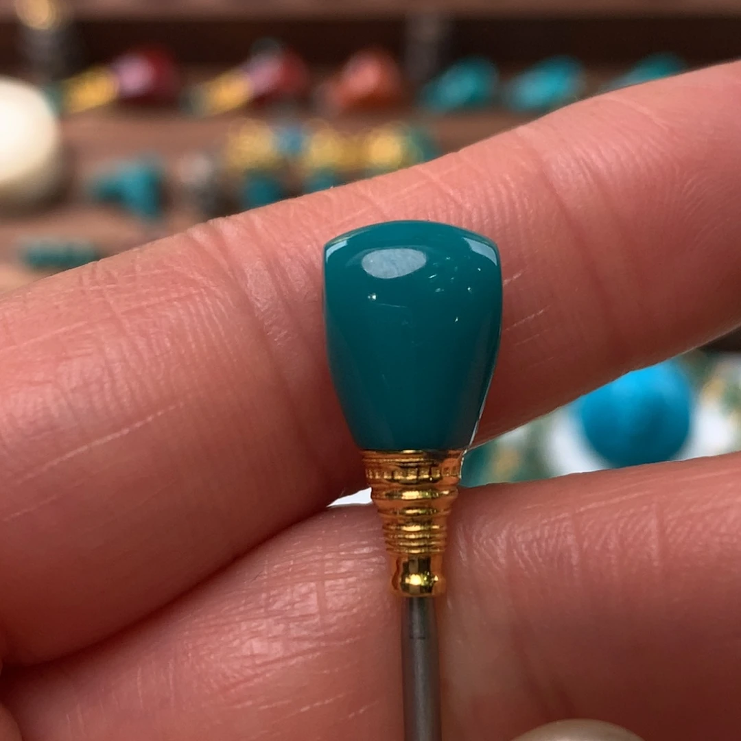 绿松石三通18K金镶嵌