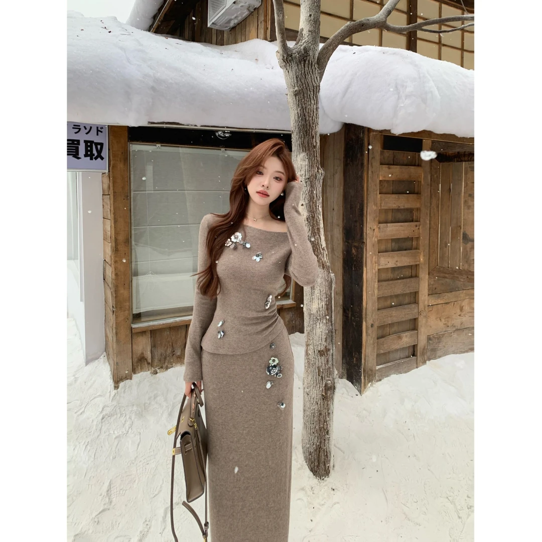 SZA【都市画家】秋冬新款重工花朵珠片针织衫+半身裙两件套A-2422