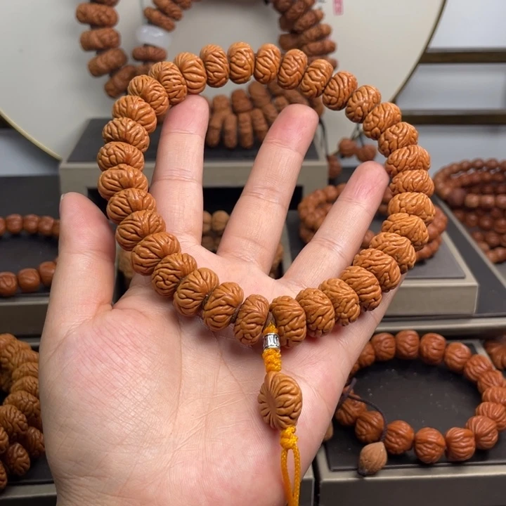 @***三桃核吊坠龙纹桃核祥云