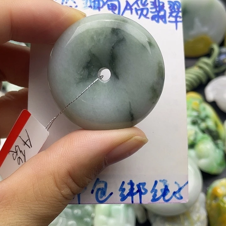 翡翠未镶嵌颈饰天然翡翠