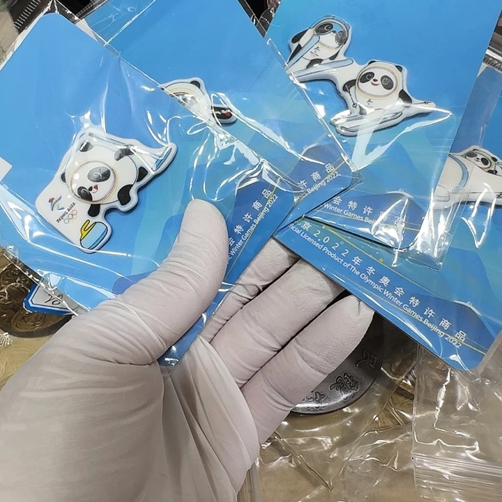 其他普通金属冬奥徽章一个随机发