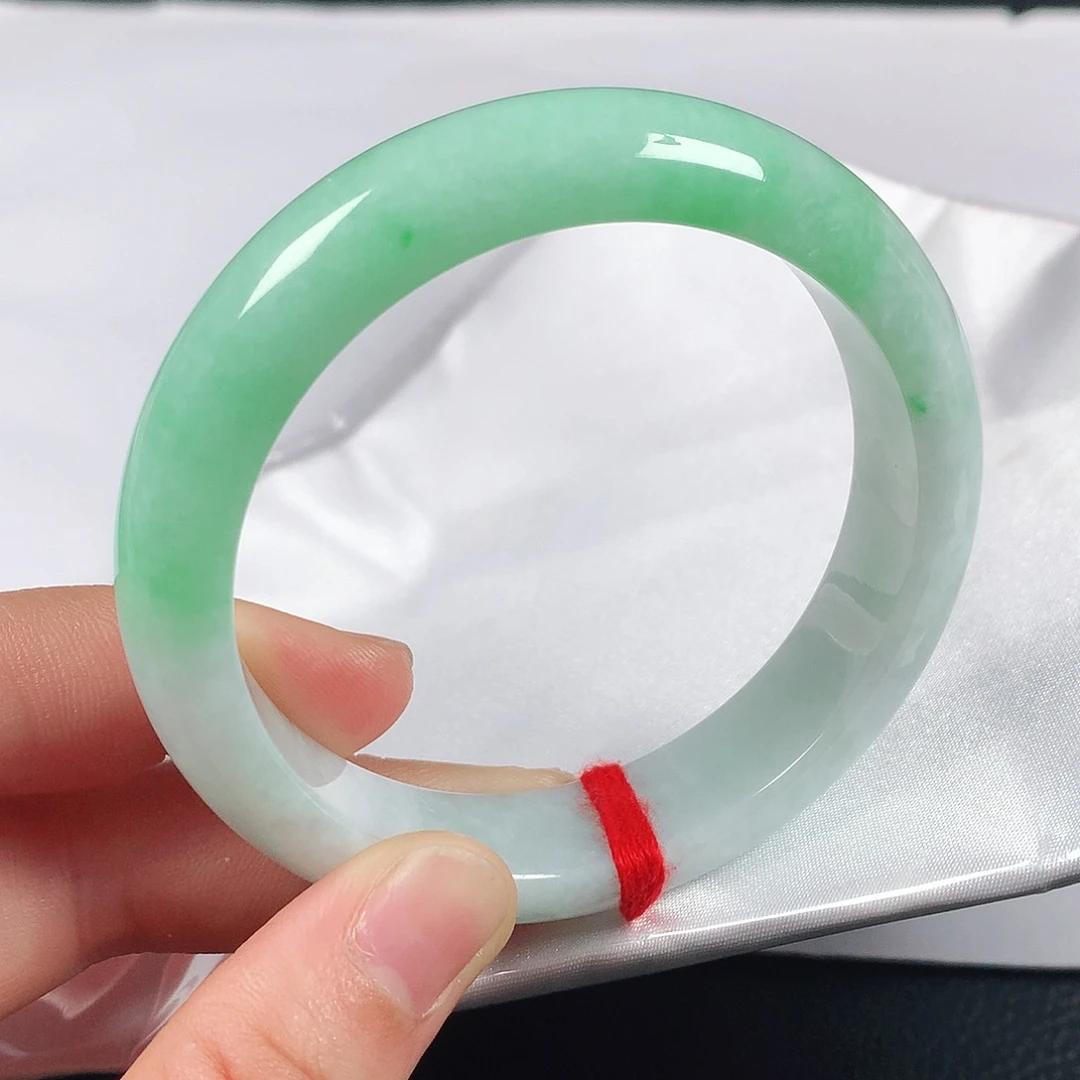 翡翠手镯未镶嵌57圈700216