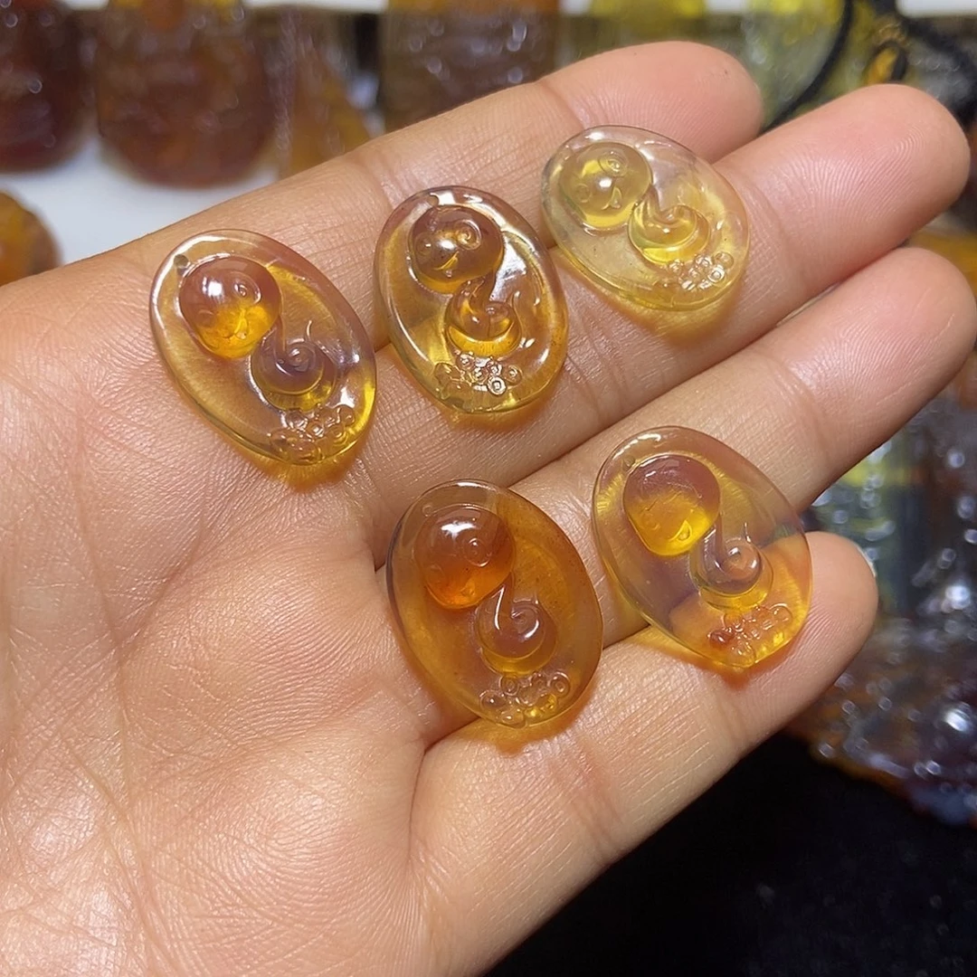 琥珀未镶嵌颈饰缅甸天然琥珀吊坠