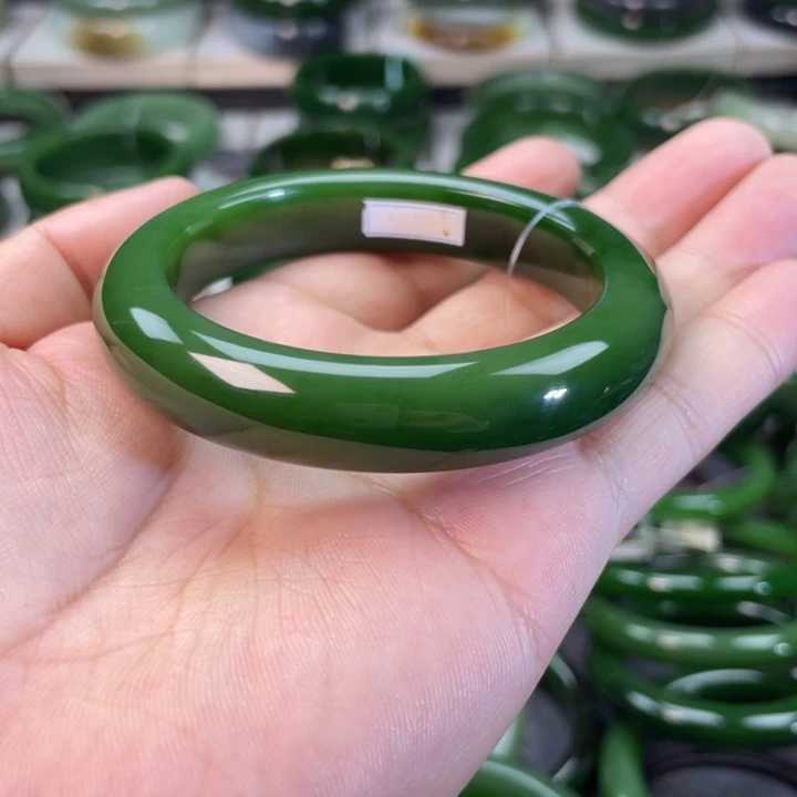 和田玉（碧玉）手镯未镶嵌