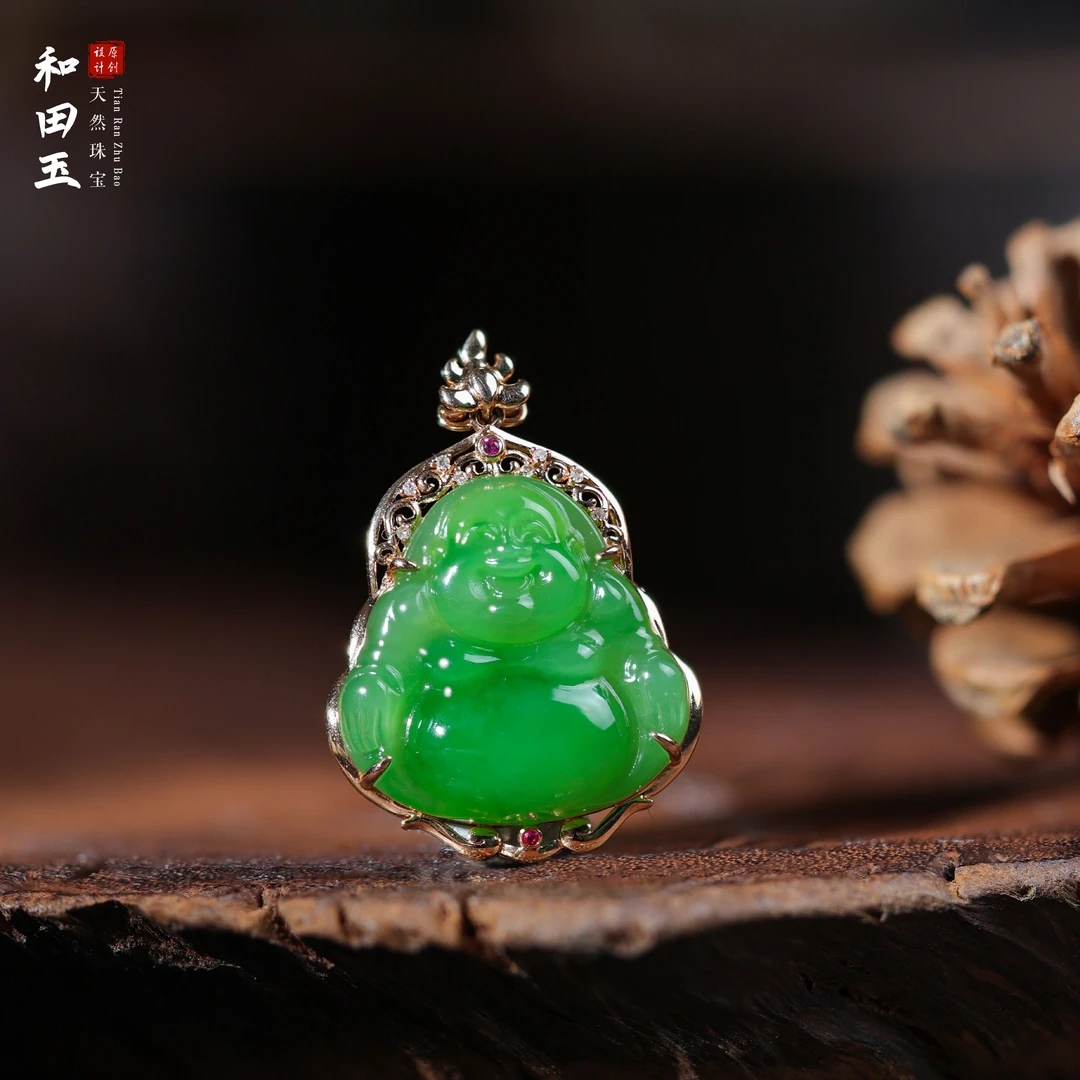 【桃总推荐】18k金镶嵌和田碧玉笑佛吊坠@@BY51229008