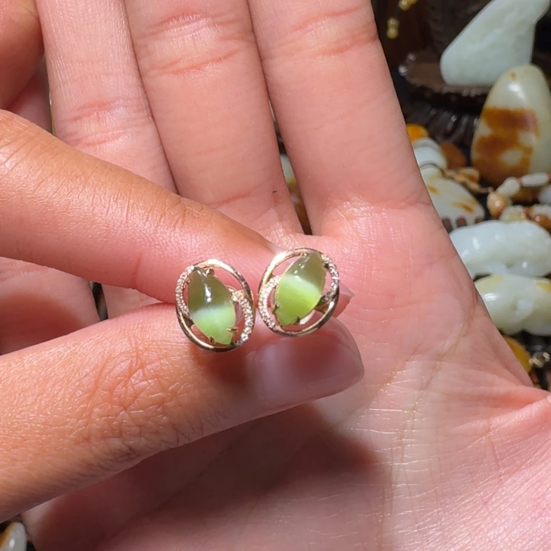 和田玉18K金镶嵌颈饰耳钉