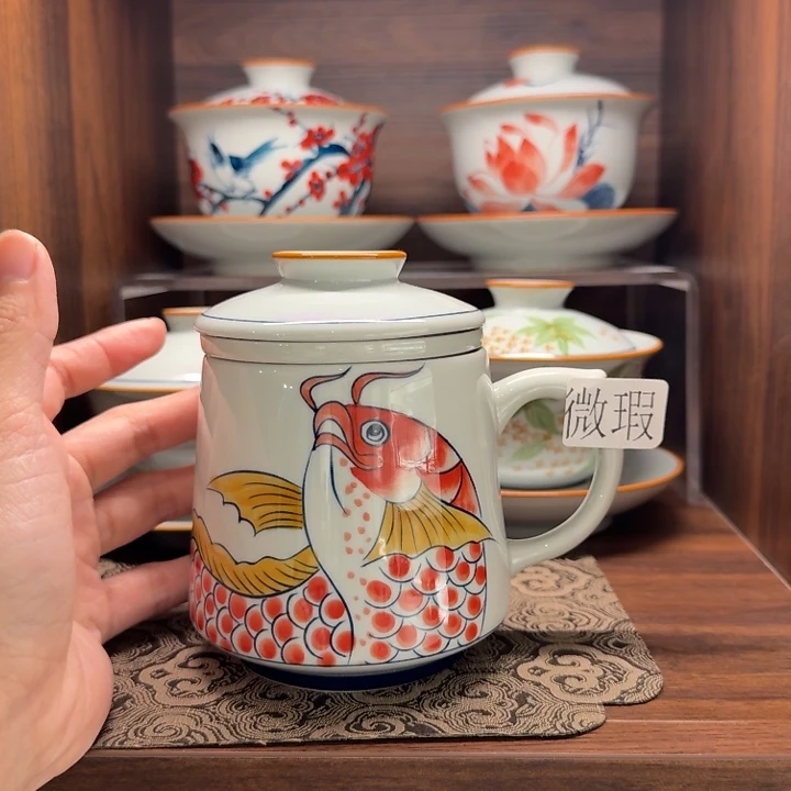 釉下手绘茶具微瑕