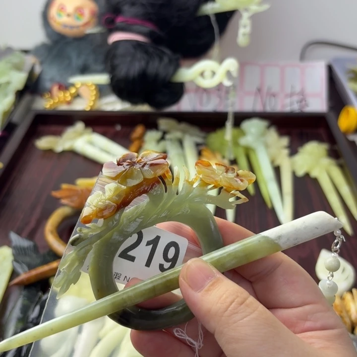 沙****蛇纹石玉合金发饰