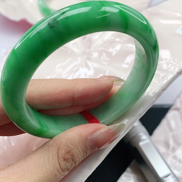 未镶嵌手镯翡翠，776
