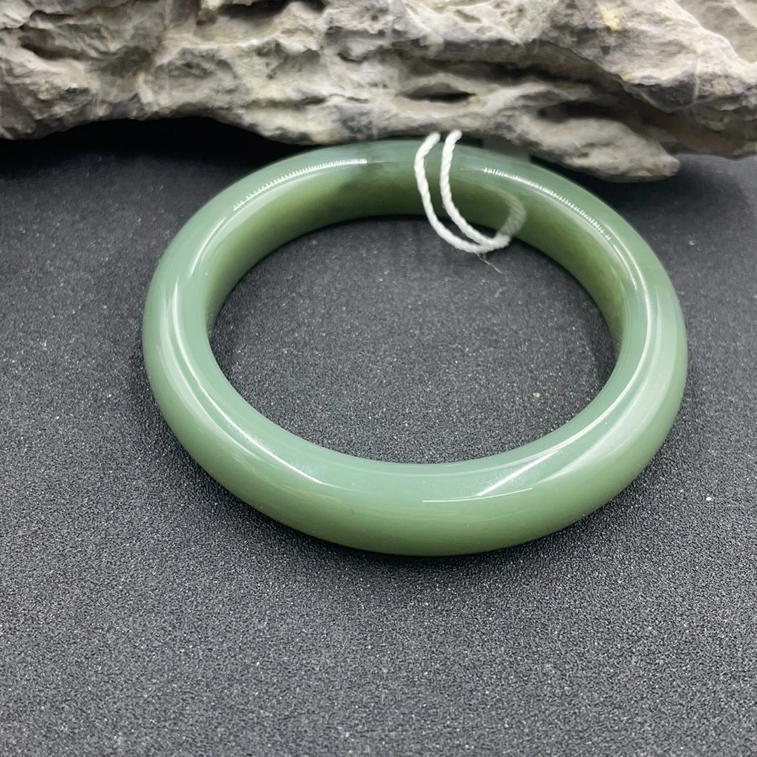 BYYBJ标032 北玉精选 和田玉手镯