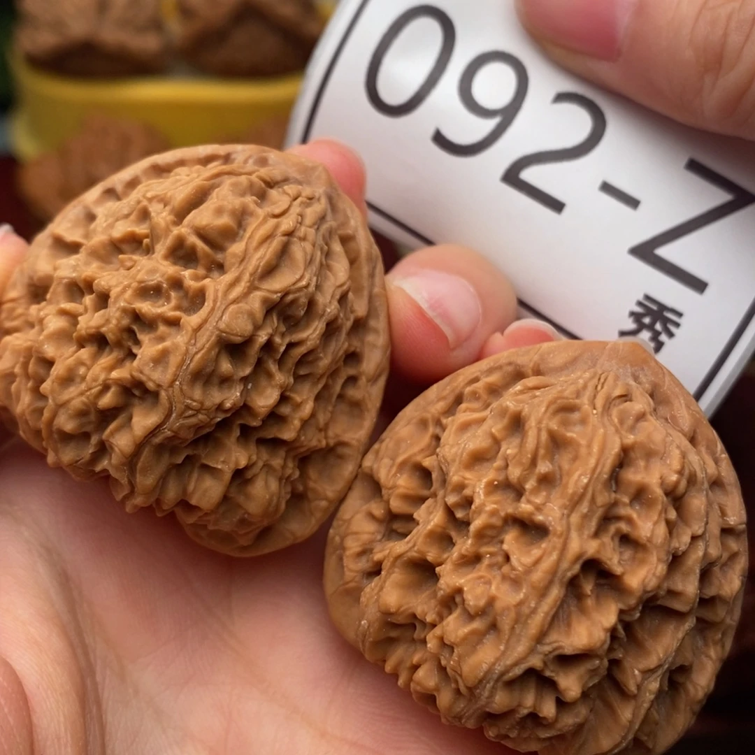 文玩核桃把件南疆40……