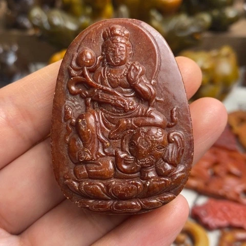 未镶嵌蛇纹石玉颈饰20