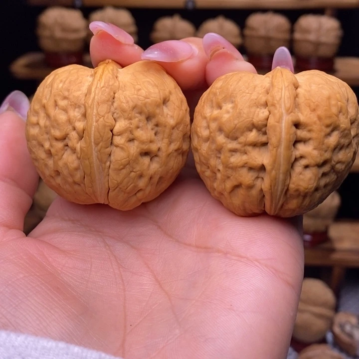 中***哥把件文玩核桃炸二99