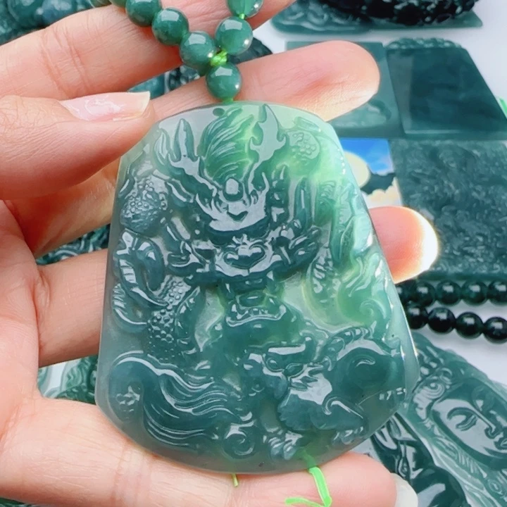翡翠未镶嵌颈饰多样性发货天然A货翡翠