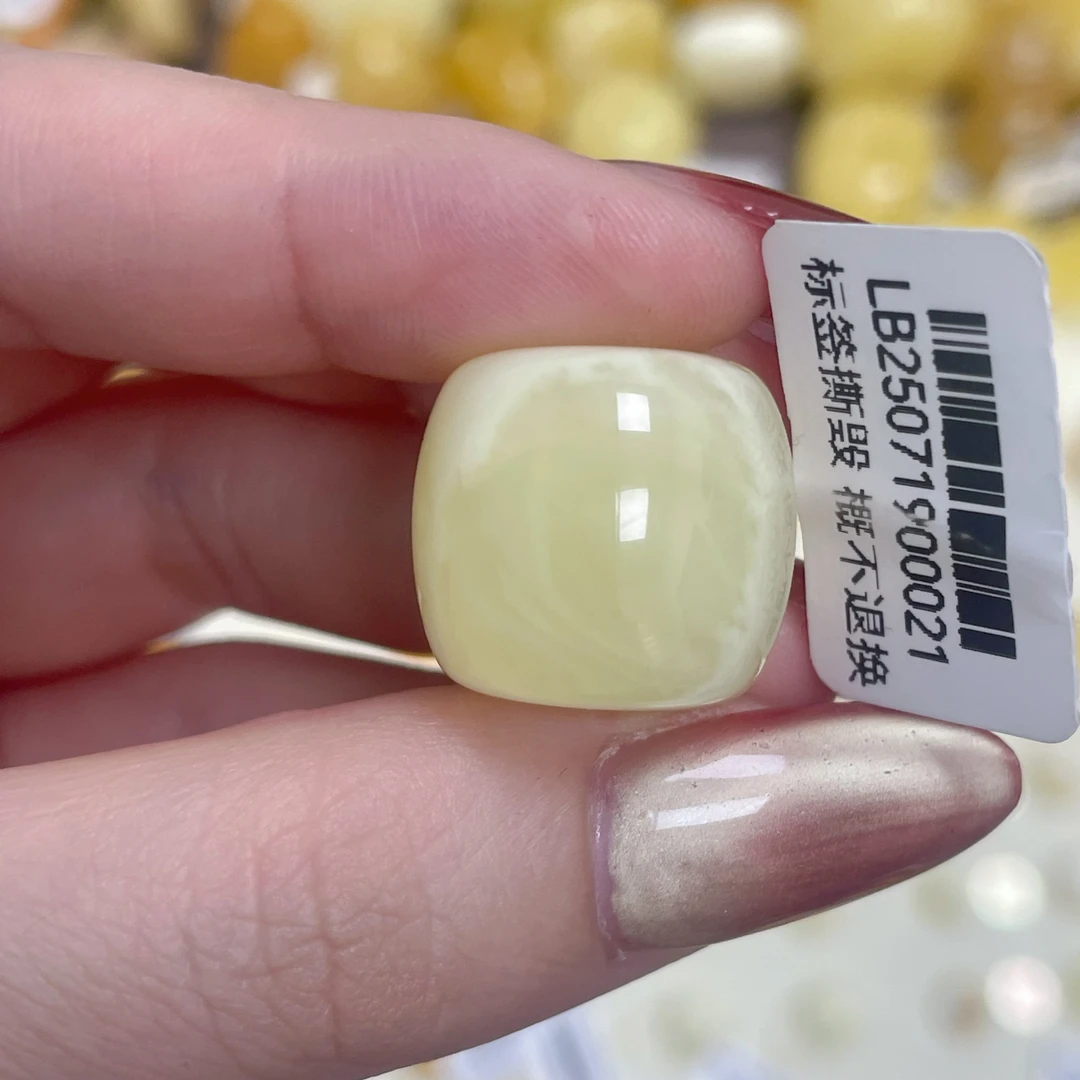 18.6*17.1mm墩子/瑕疵. 蜜之缘臻选天然原矿琥珀蜜蜡