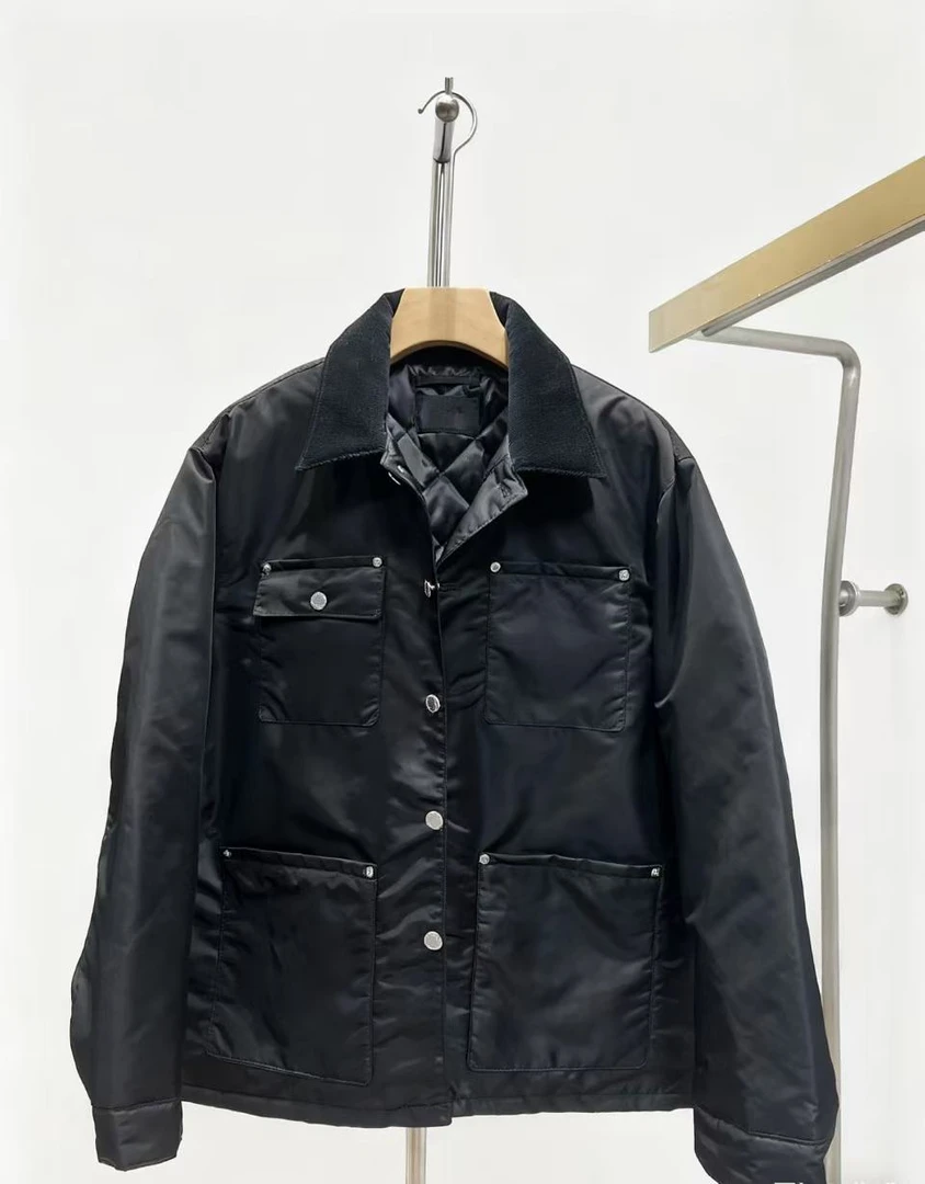 男士百搭秋冬款四口袋棉服外套