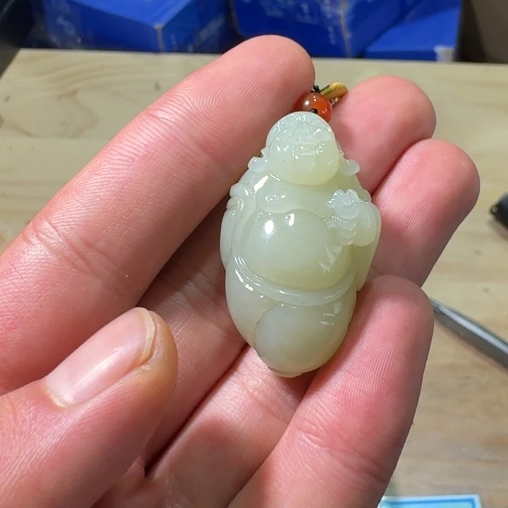 未镶嵌和田玉（糖玉）挂件