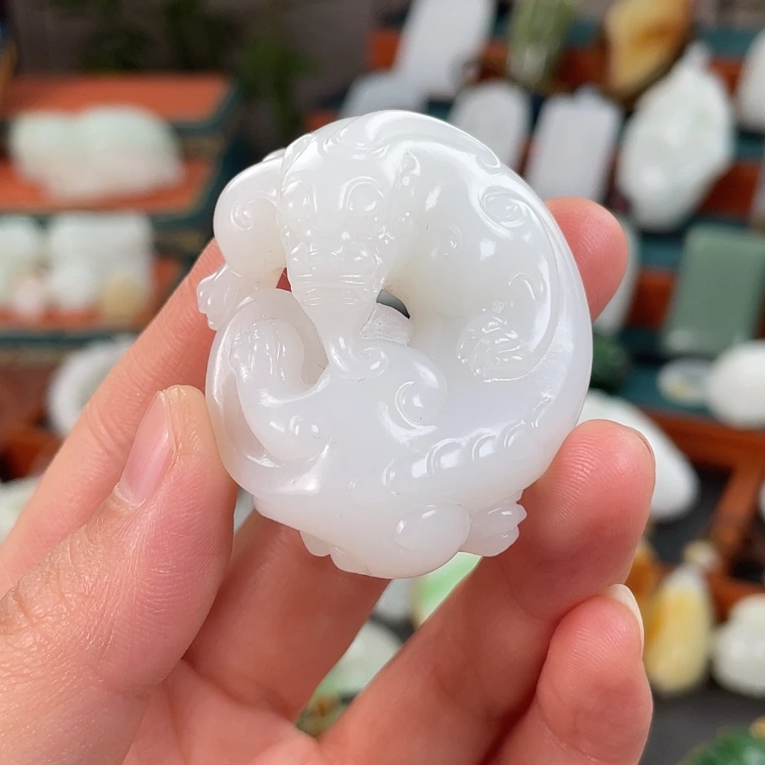 和田玉未镶嵌挂件