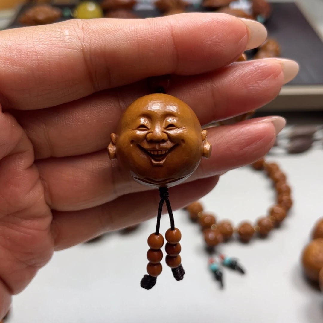 吊坠橄榄核周老师笑佛