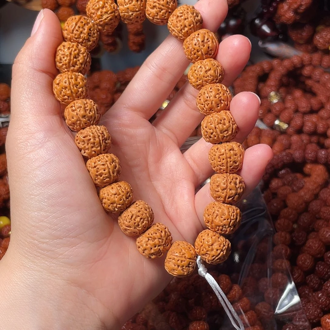 金刚菩提手串满****?1.5手持
