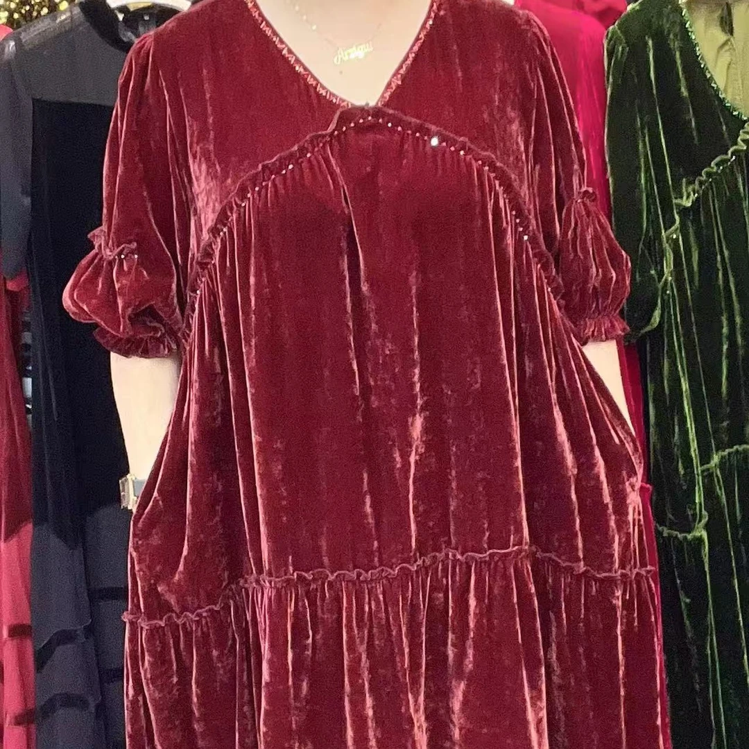 新款金丝绒连衣裙设计师