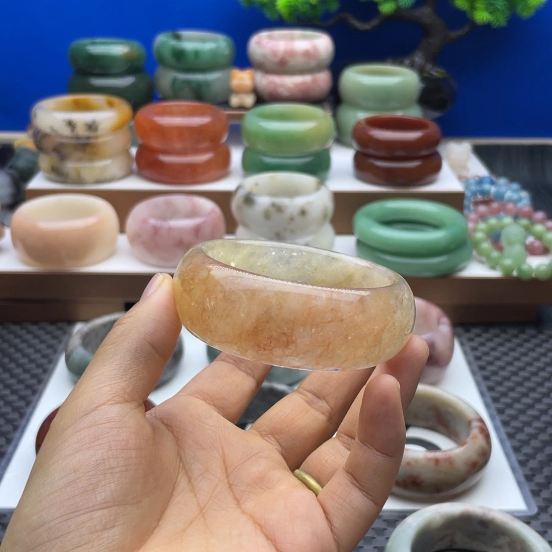 石英质玉合金手镯