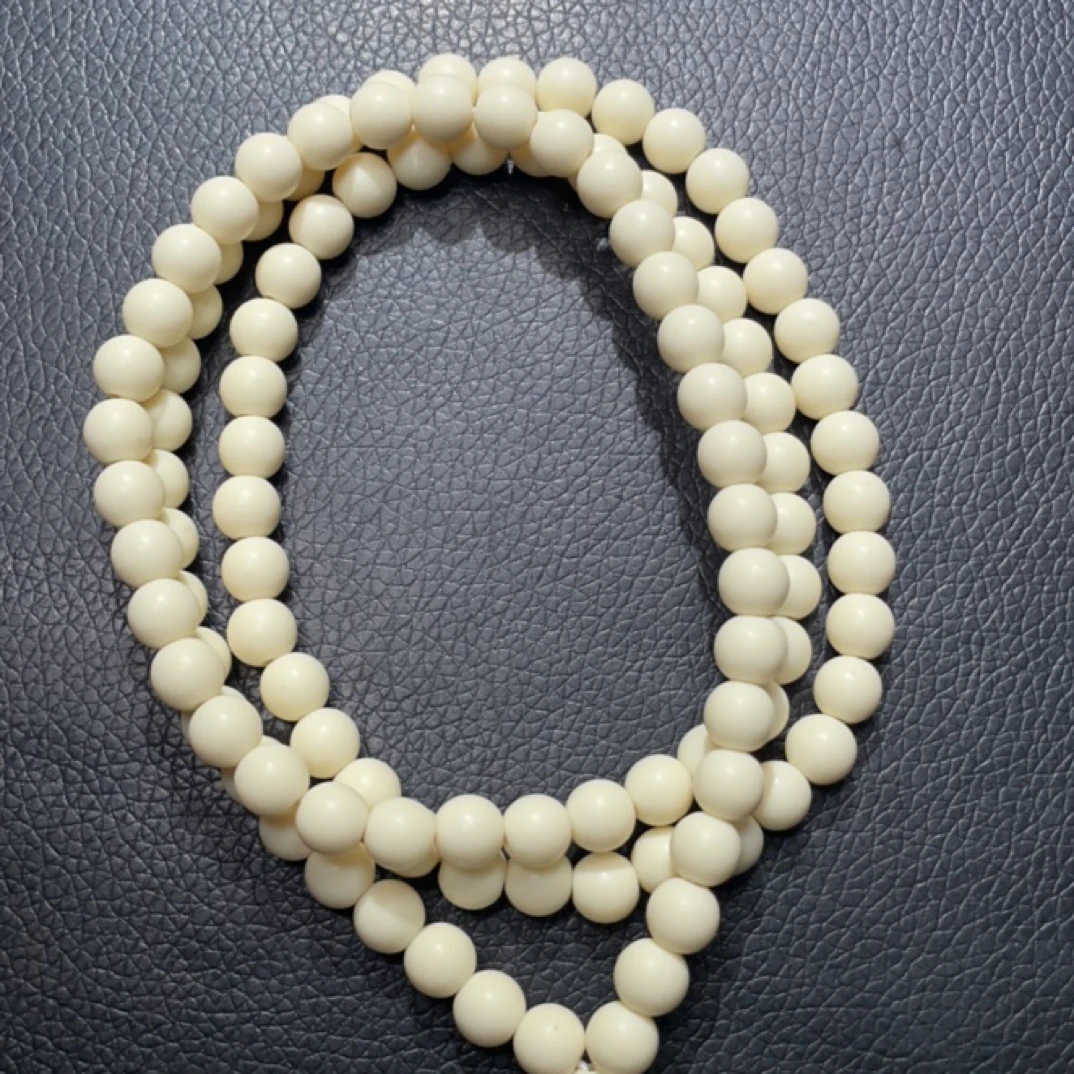 755  卡8奶白108项链