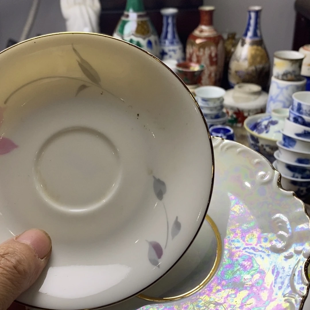 瓷片你说是谁就让在