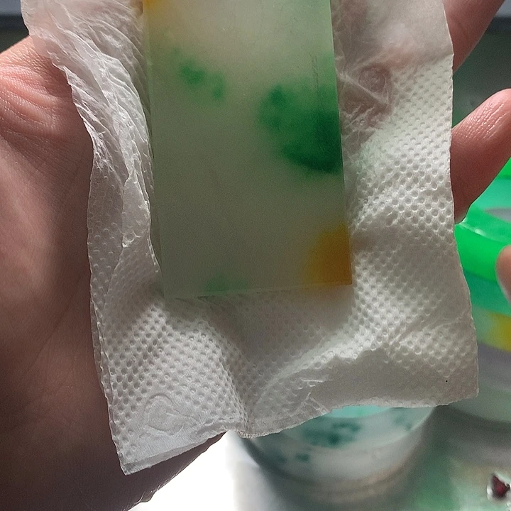 盛***哥石英质玉合金珠宝半成品