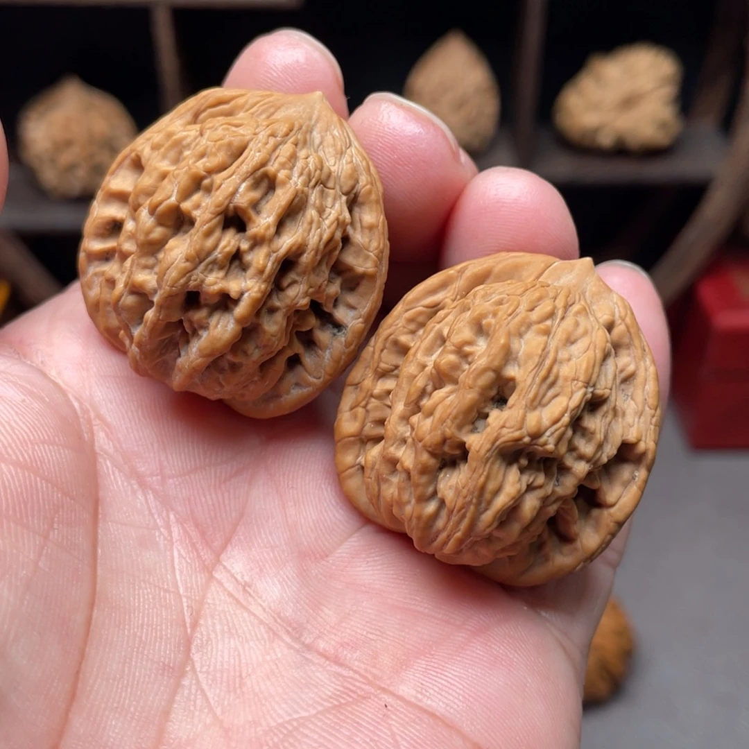 桃核把件36全品虎头