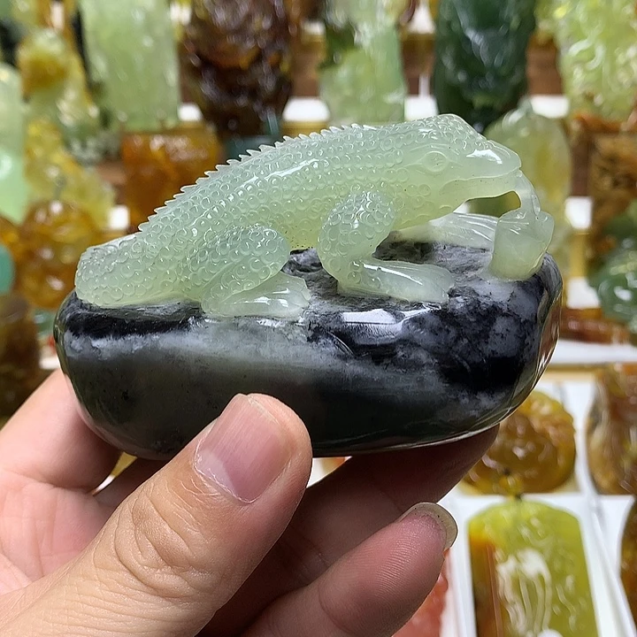 蛇纹石玉未镶嵌珠宝半成品