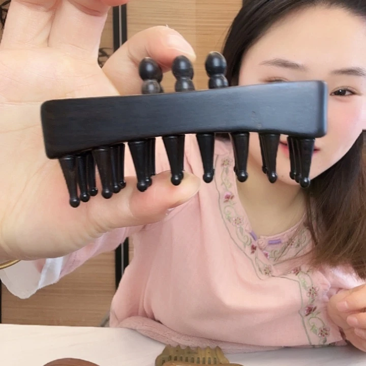 紫光檀方形3排梳子瑕疵