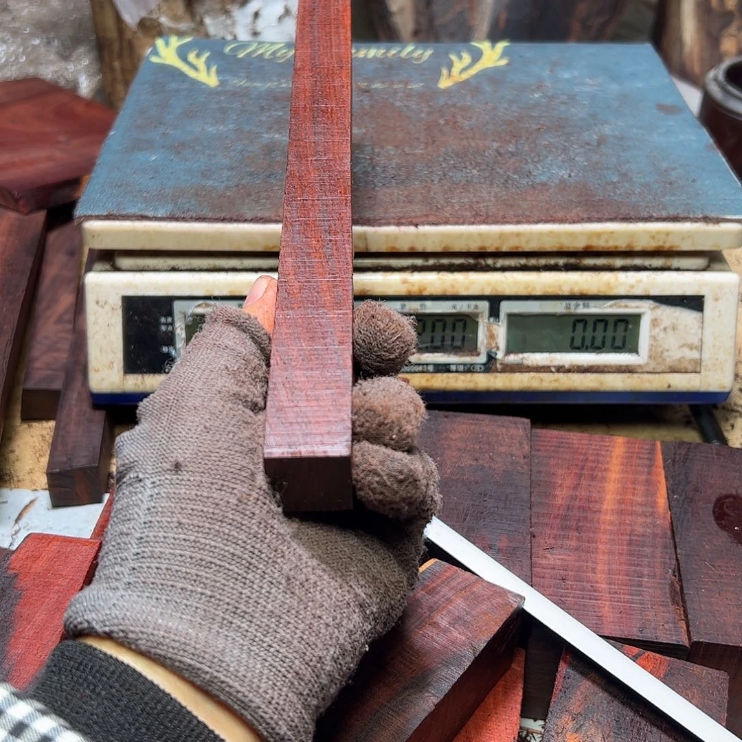 随***间檀香紫檀（小叶紫檀）