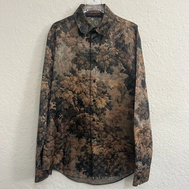 未使用 LouisVuitton/路易威登 挂毯暗纹老花满印衬衫 M码 md1953