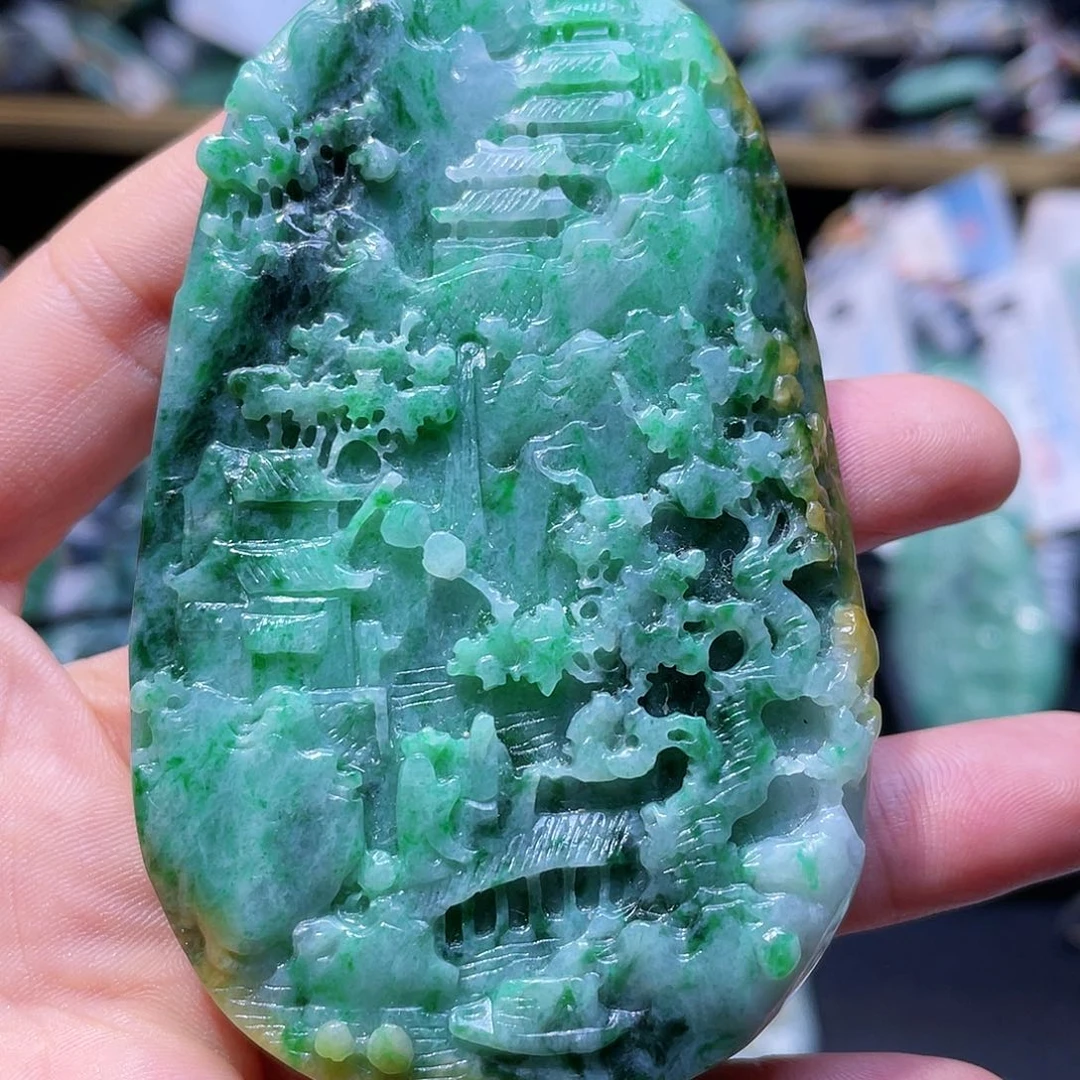 颈饰未镶嵌翡翠一个