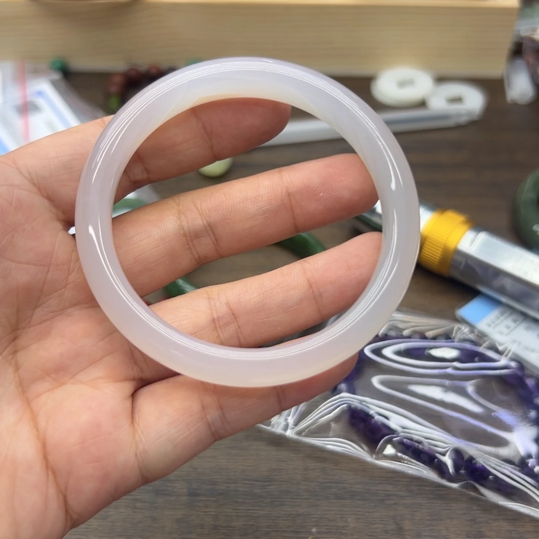 玛瑙/玉髓手镯未镶嵌60圈围364