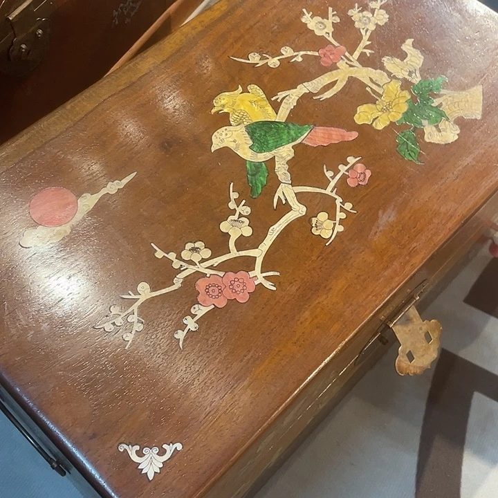 虎****贡木箱箱谢谢谢谢谢谢