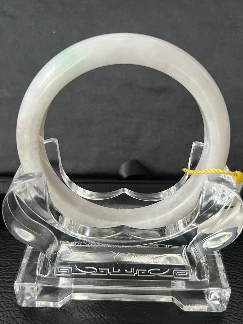 缅甸A货翡翠手镯 飘一抹阳绿正圈57/58